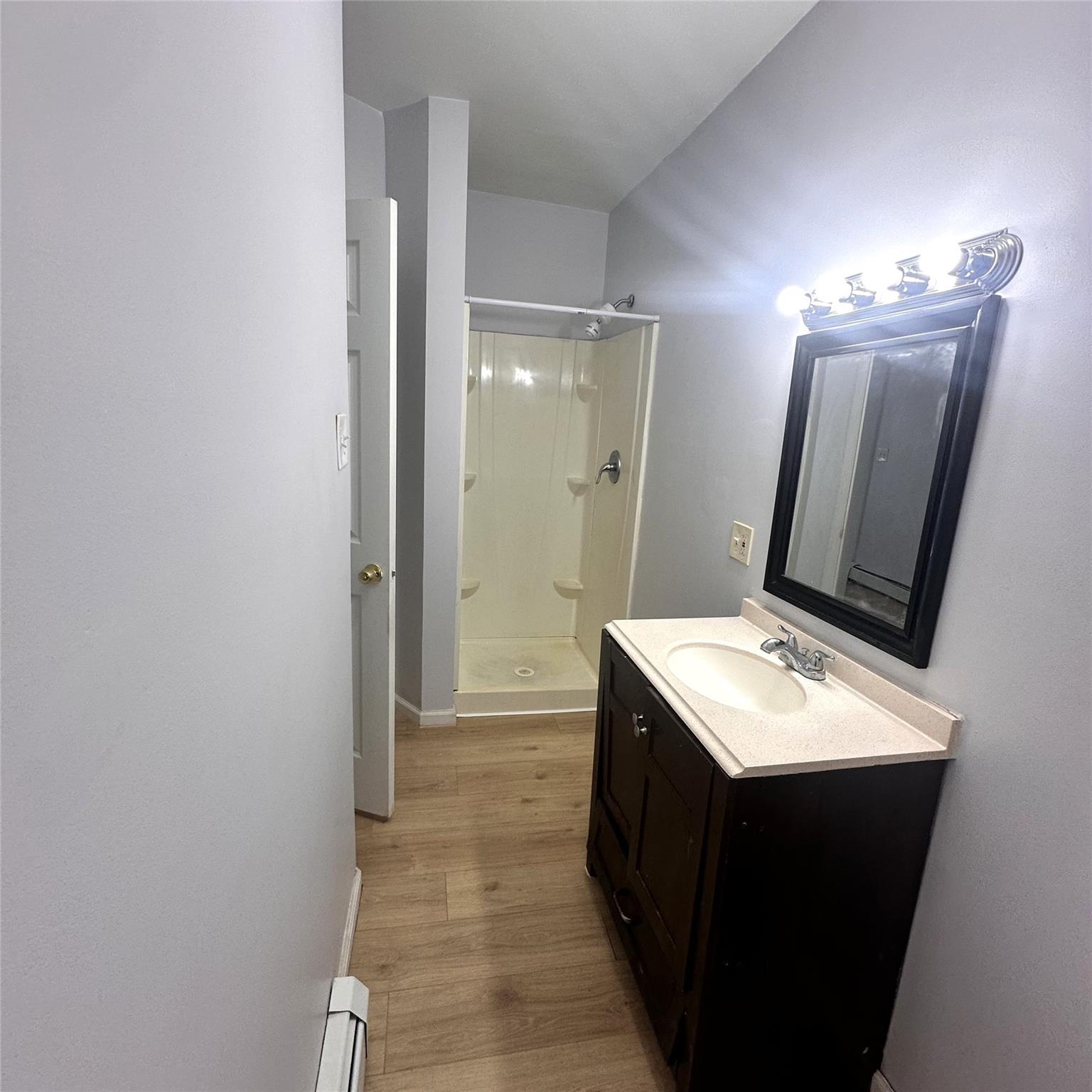 Poughkeepsie, New York 12601, United States, 1 Bedroom Bedrooms, ,1 BathroomBathrooms,Residential,Active,95756