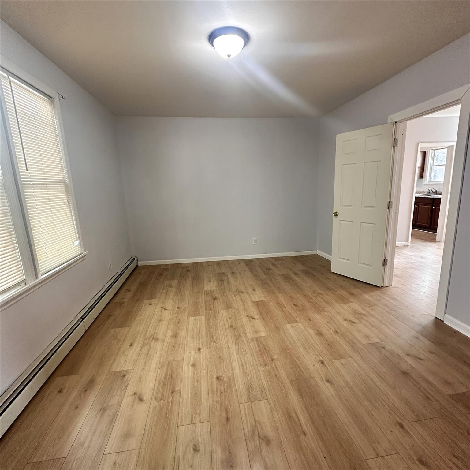 Poughkeepsie, New York 12601, United States, 1 Bedroom Bedrooms, ,1 BathroomBathrooms,Residential,Active,95756