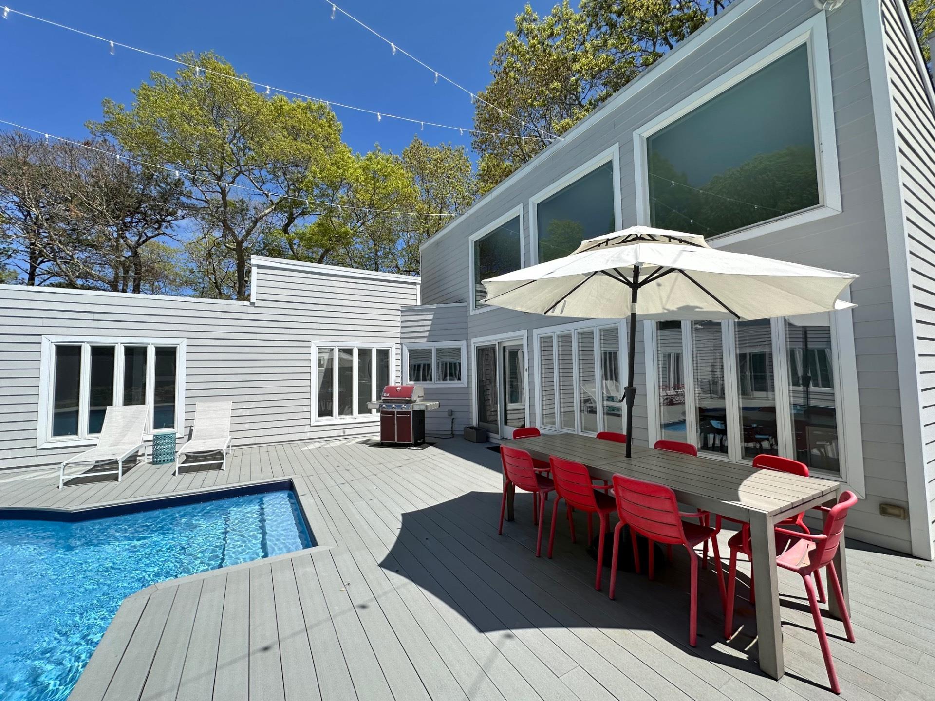 5 Lakewood Lane