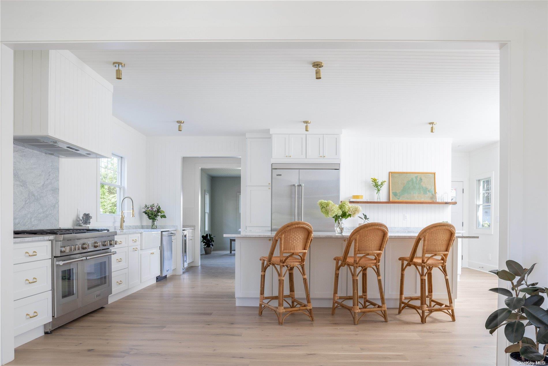 2nd Street, Greenport, Hamptons, NY - 4 Bedrooms  
5 Bathrooms - 