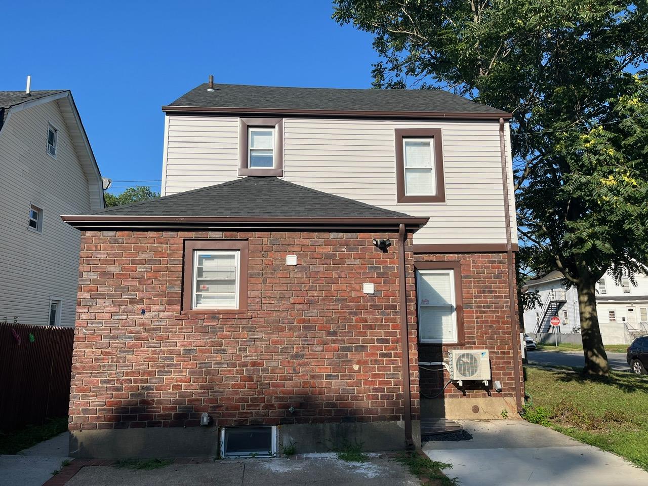 21 James Ll Burrell Avenue, Hempstead, New York image 5