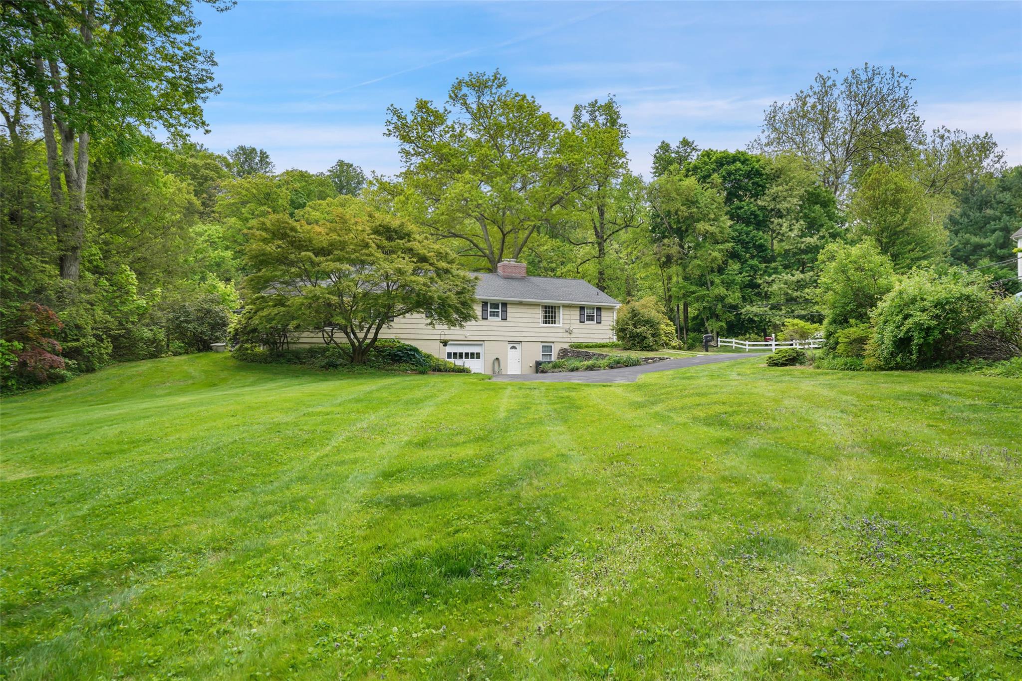 34 Whippoorwill Road, Armonk, New York image 2
