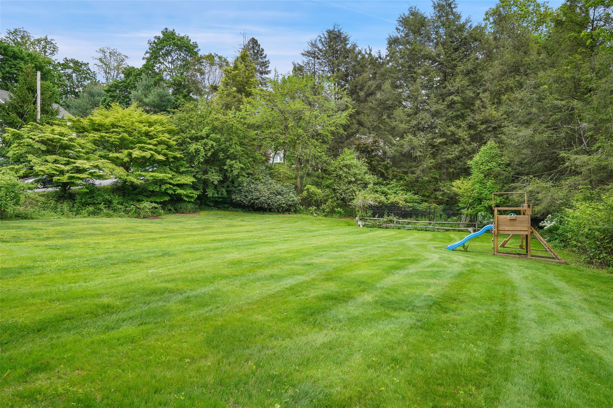 34 Whippoorwill Road, Armonk, New York image 3