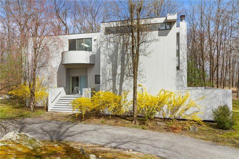 MLS: 840552