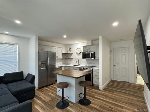 Apartment For Rent - 1000 9th Street #J70<br/> Suffolk County, Greenport, NY 11944