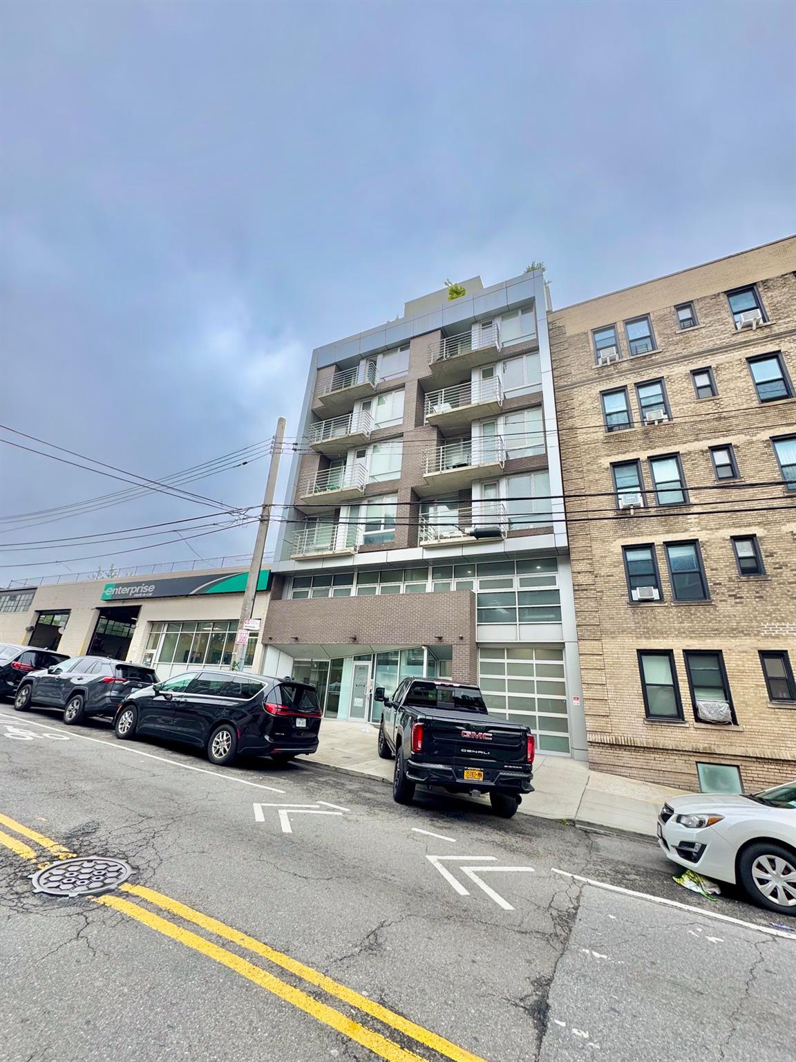 25-10 38th Avenue