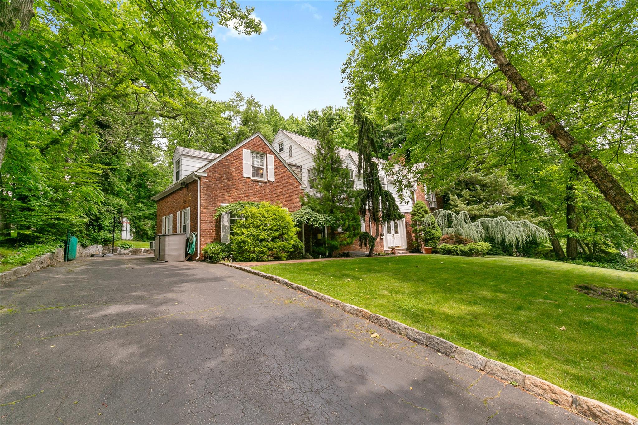 1 Ravine Road