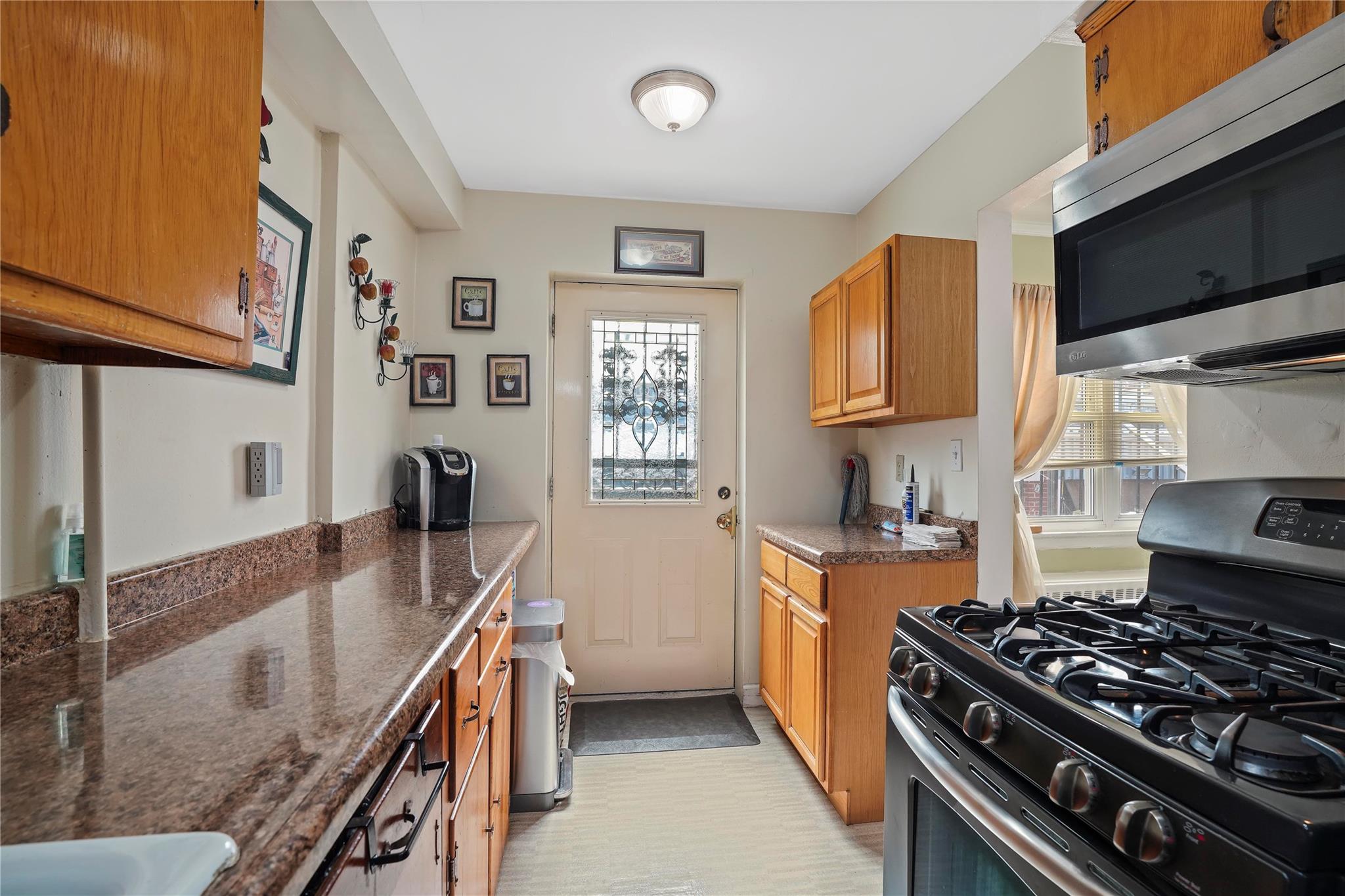 1730 Starr Street, Ridgewood, New York image 14