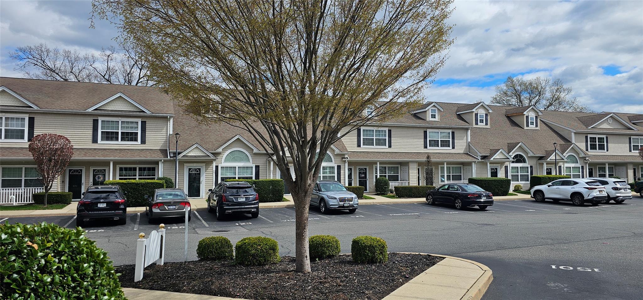 1502 Willow Ln Ln, Valley Stream, New York image 2