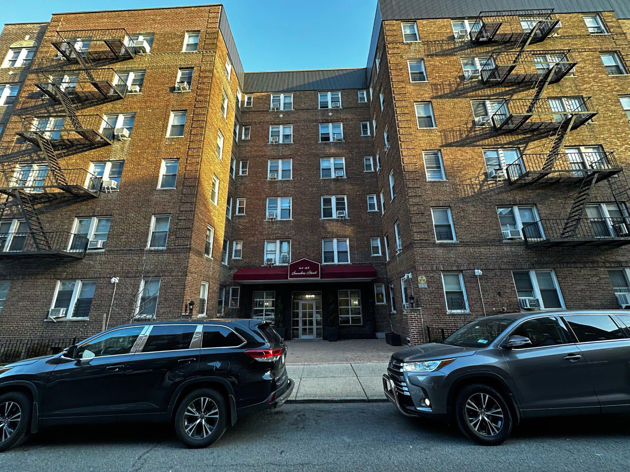 64-85 Saunders Street #F5, Rego Park, New York image 1