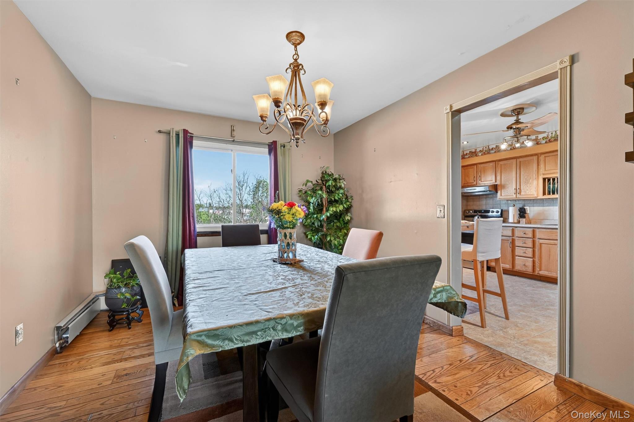 122 Rolling Meadows Road