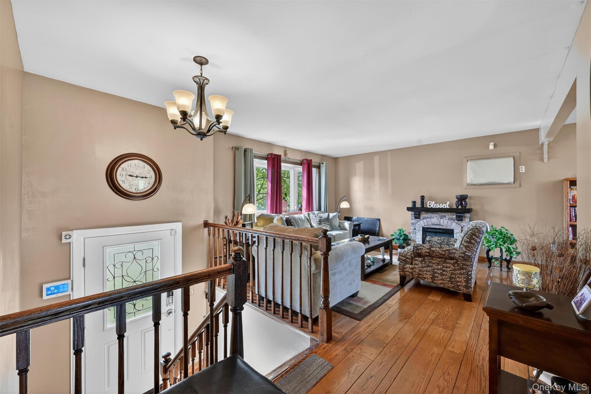 122 Rolling Meadows Road
