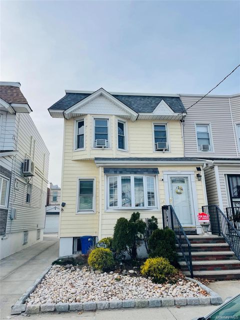 78-54 76 street Glendale NY 11385