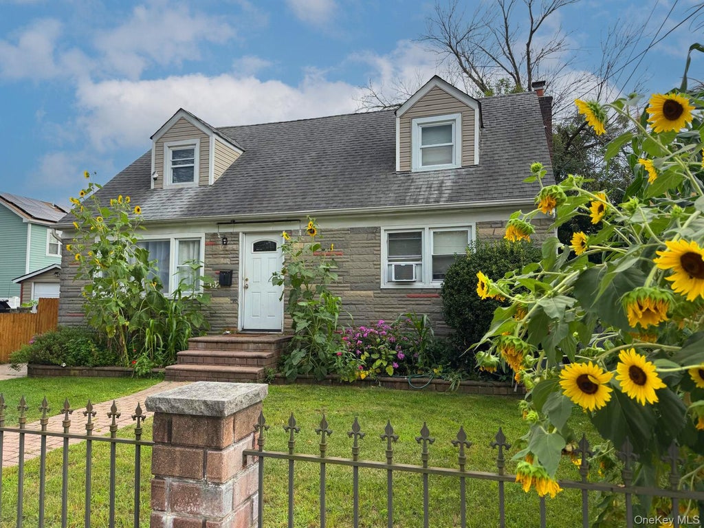 Photo of 162 Princeton Street, Hempstead, NY 11550 (MLS # 1040497)