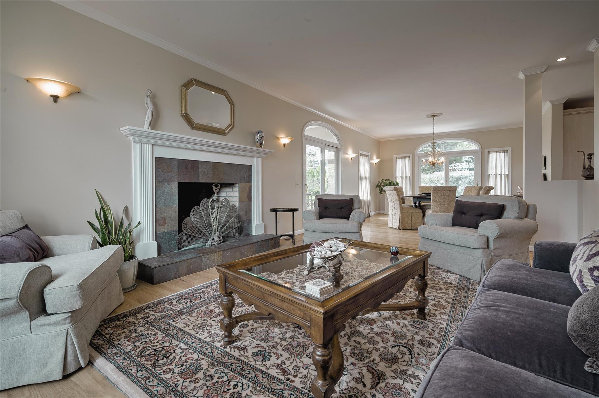 12 Tudor Drive