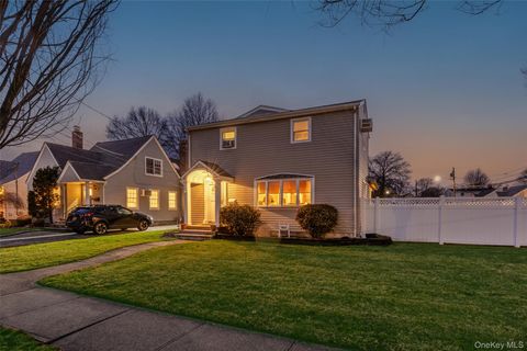 2632 Montauk Avenue Merrick NY 11566