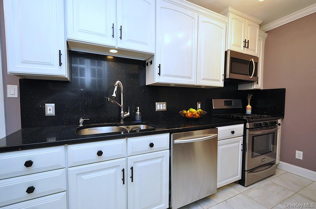 280 Bronxville Road 4O