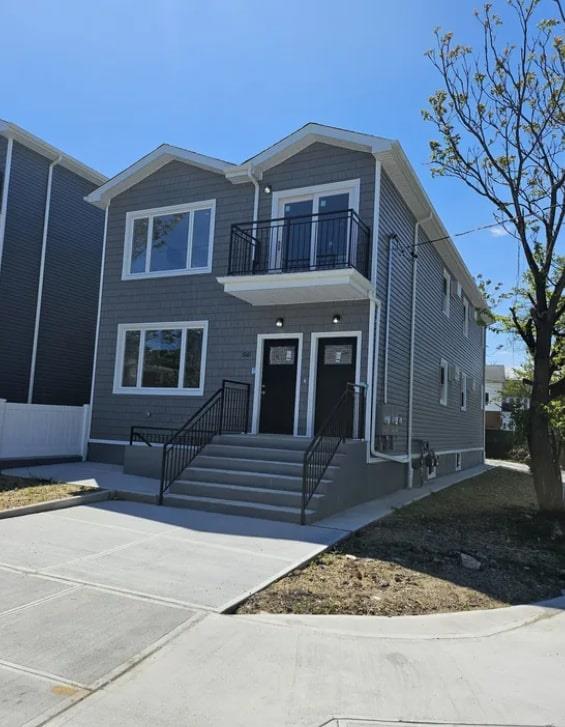 Grassmere Terrace 1st Floor, Far Rockaway, Queens, NY - 4 Bedrooms  
2 Bathrooms - 