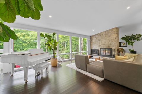 Tiny photo for 150 N Healy Avenue, Hartsdale, NY 10530 (MLS # H6315134)