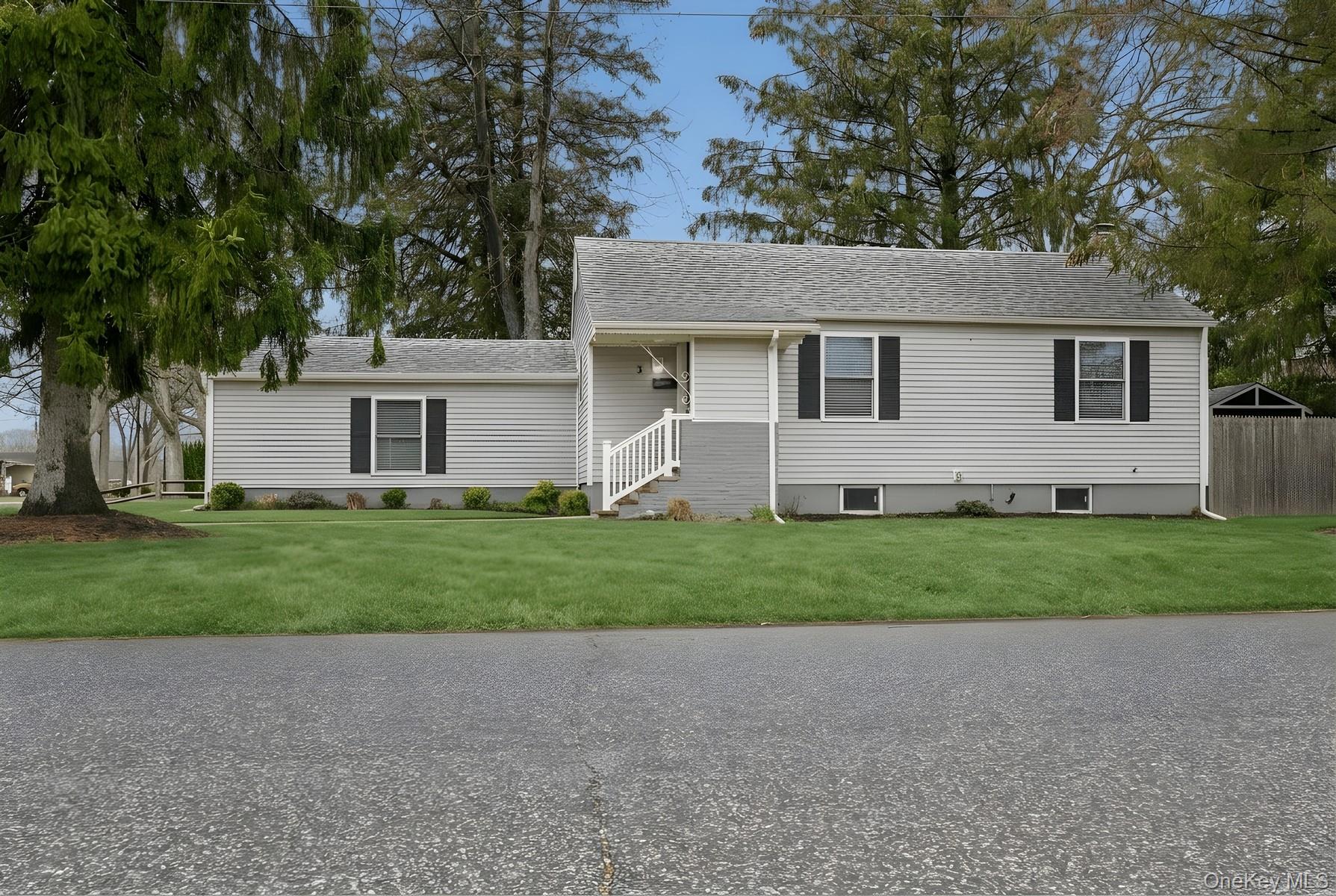 Photo 1 of 22 — 3 Roy Avenue, West Islip, NY 11795