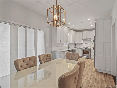 Homes For Sale - 15 Leif Boulevard<br/> Congers, NY 10920