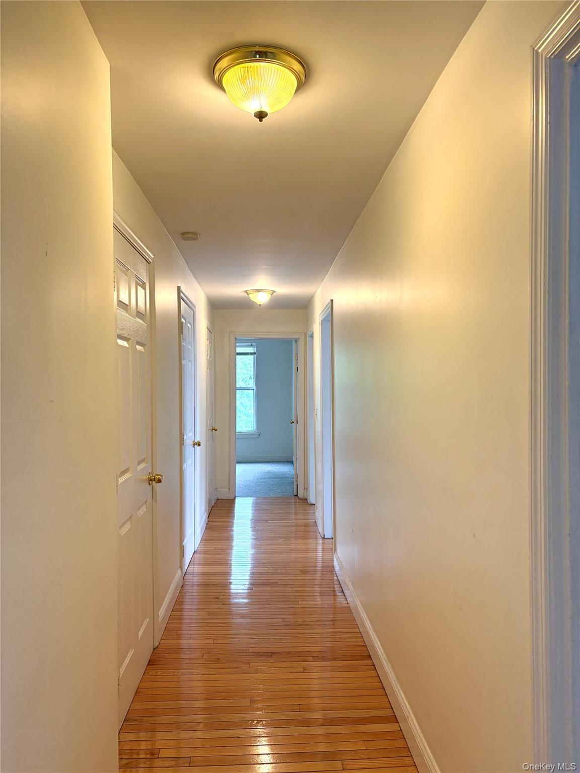 2 Morris Avenue 203