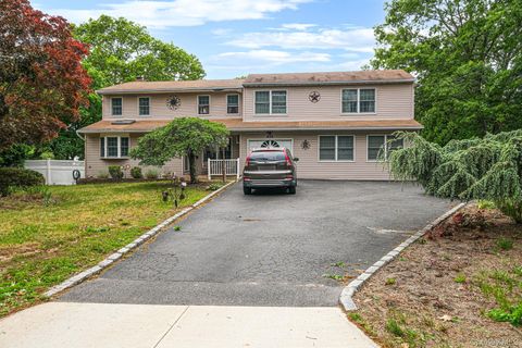 Homes For Sale - 404 Bicycle Path<br/> Suffolk County, Port Jefferson, NY 11776