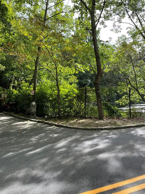 Vacant Land For Sale - NO NUMER Cleft Road<br/> Mill Neck, NY 11765
