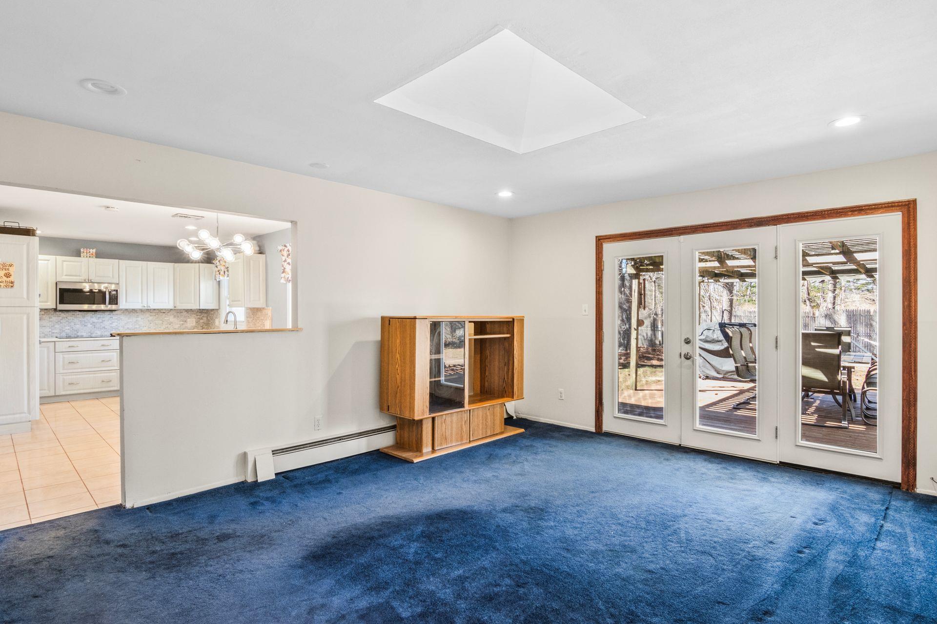 8 Teak Court, Lake Grove, New York image 12