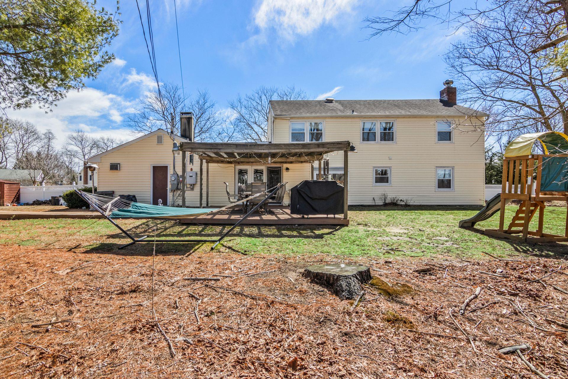 8 Teak Court, Lake Grove, New York image 24