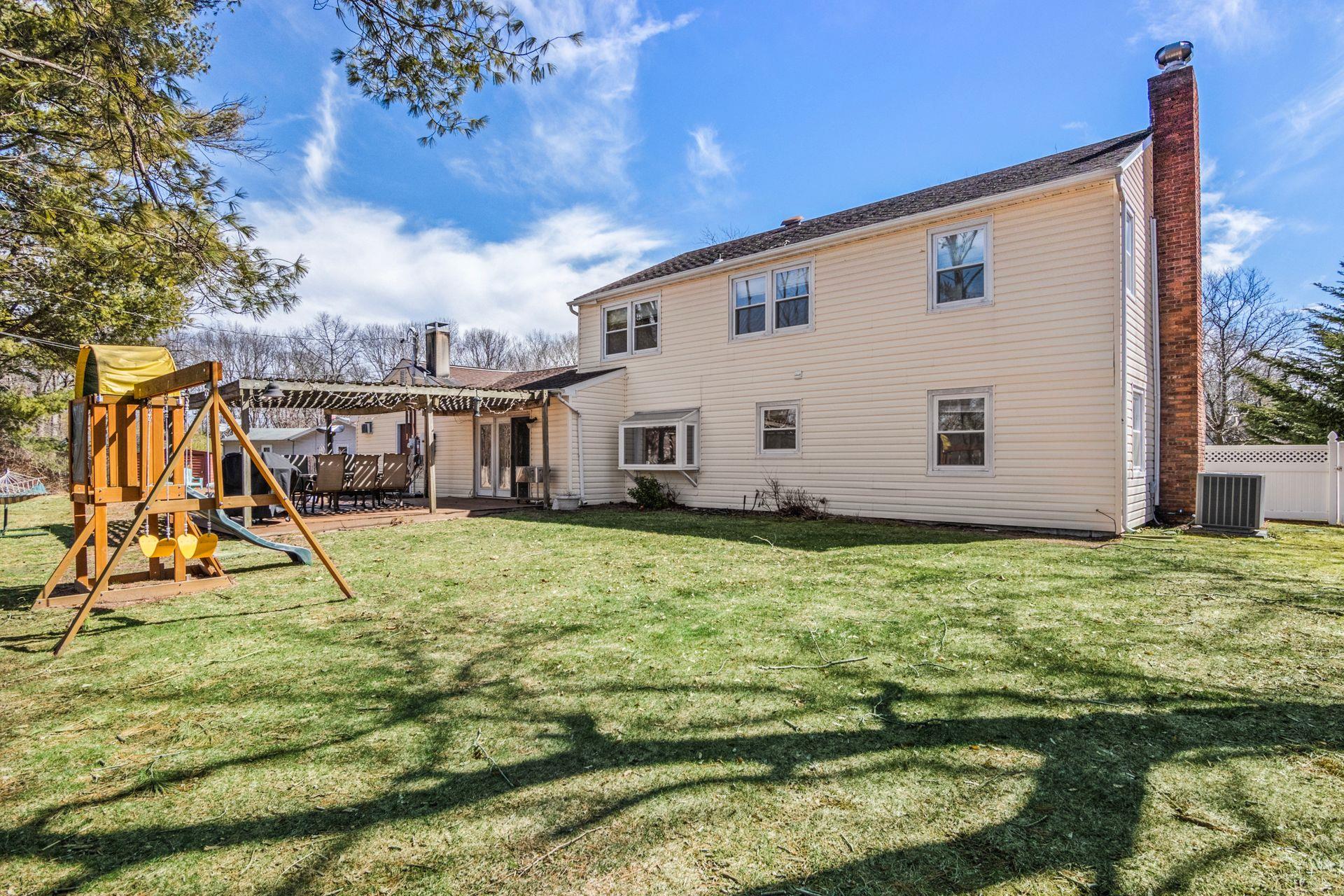 8 Teak Court, Lake Grove, New York image 22