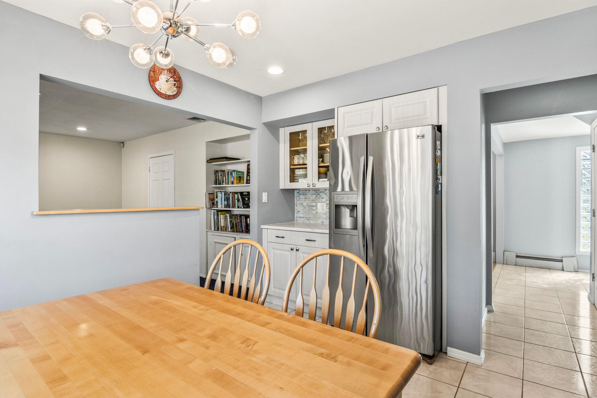 8 Teak Court, Lake Grove, New York image 10