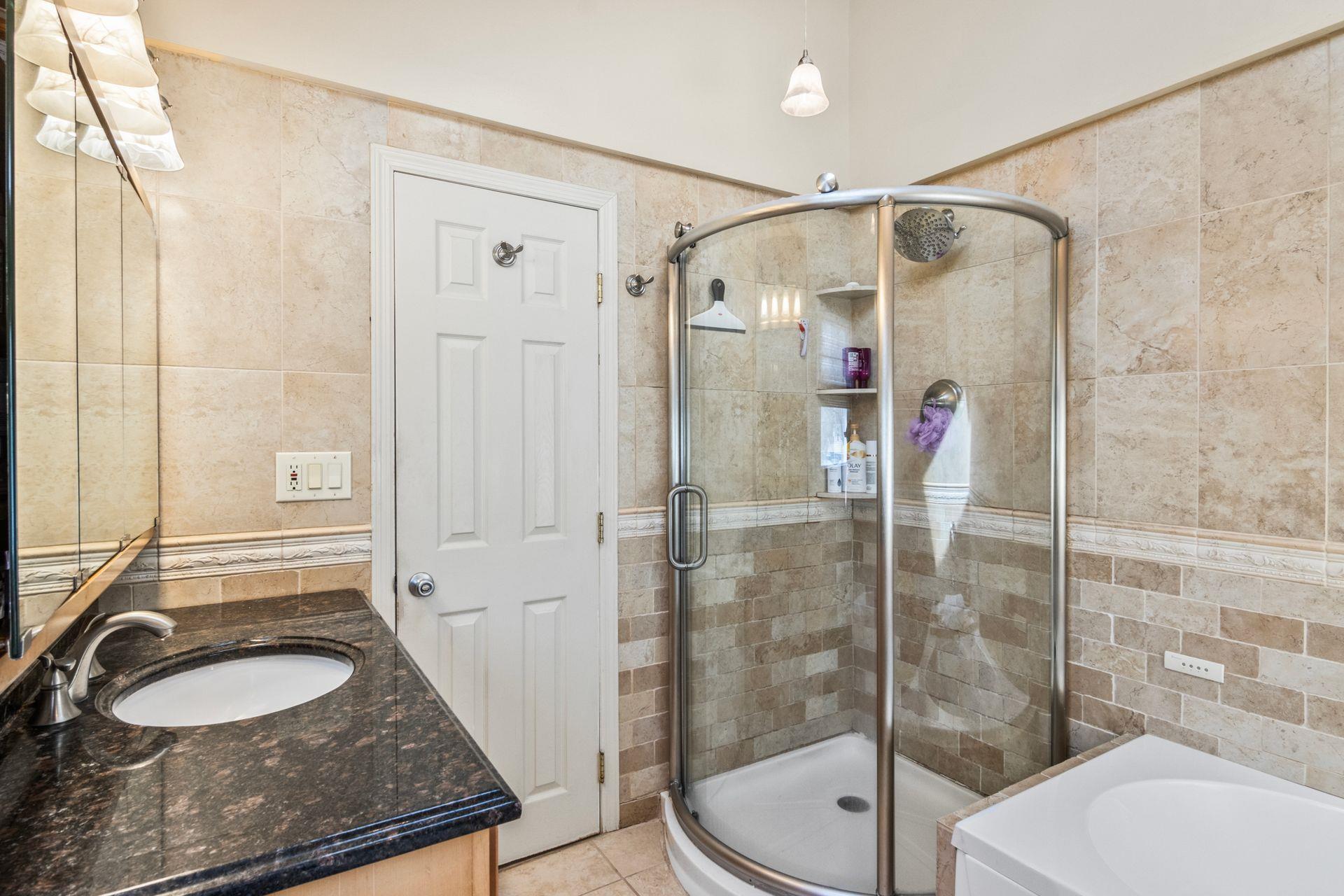 8 Teak Court, Lake Grove, New York image 16