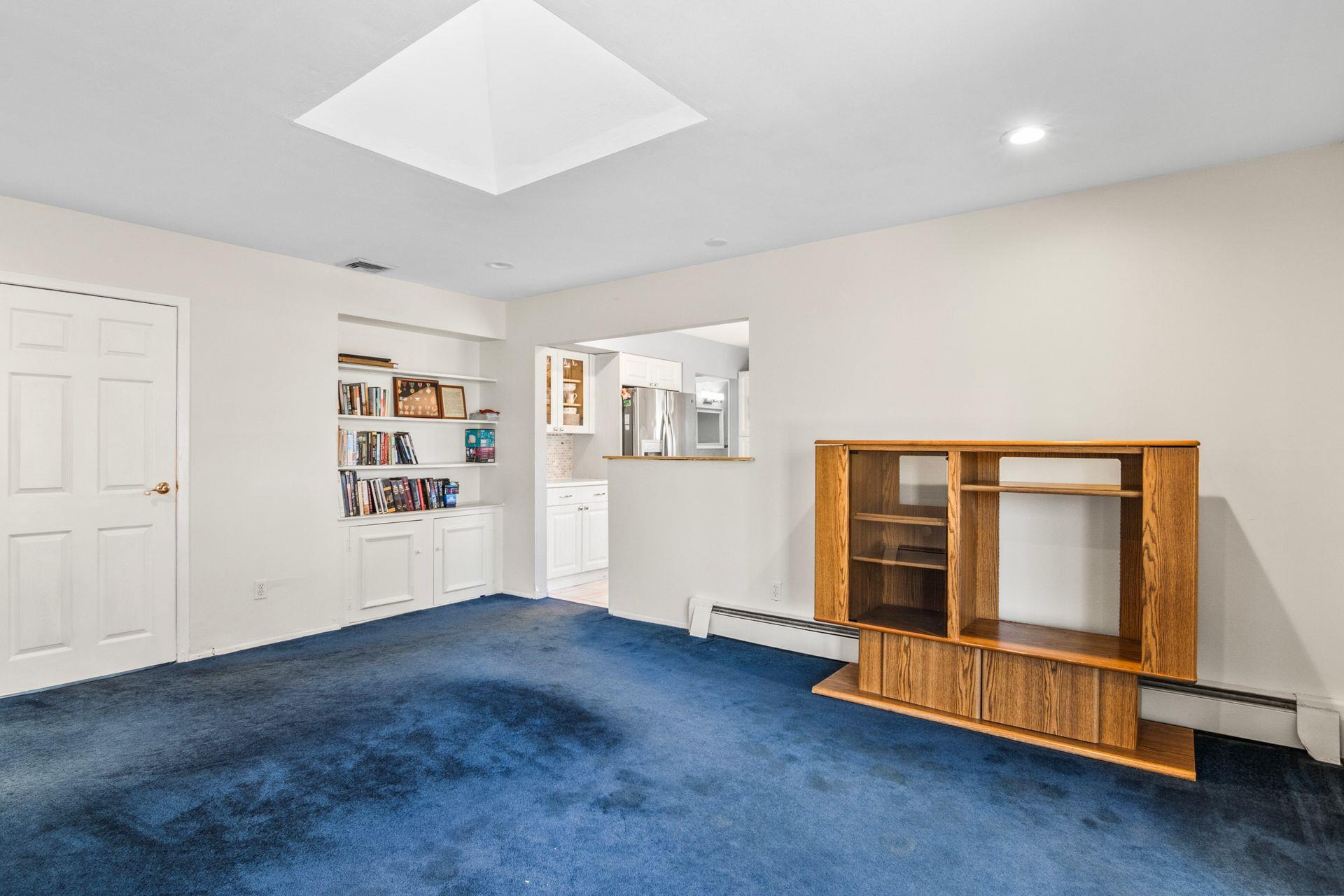 8 Teak Court, Lake Grove, New York image 13