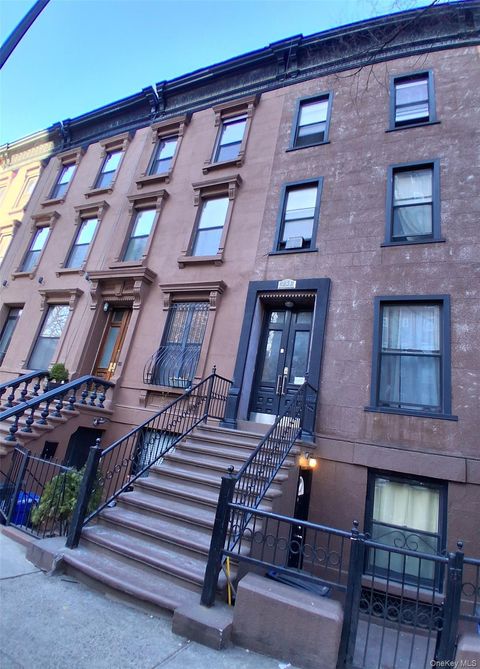 251 W 131st Street New York (Manhattan) NY 10027