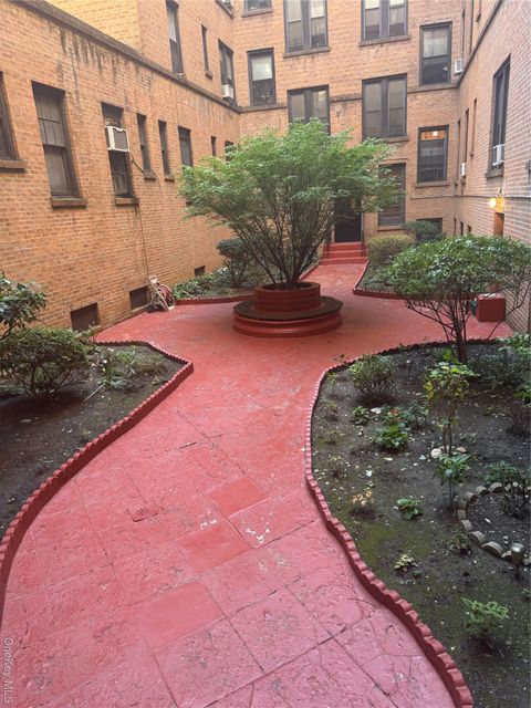 35-64 89th Street Jackson Heights NY 11372