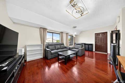 Condo For Sale - 5-38 115th Street St #538F<br/> Queens County, College Point, NY 11356