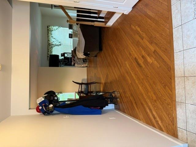 212 Hillside Lane