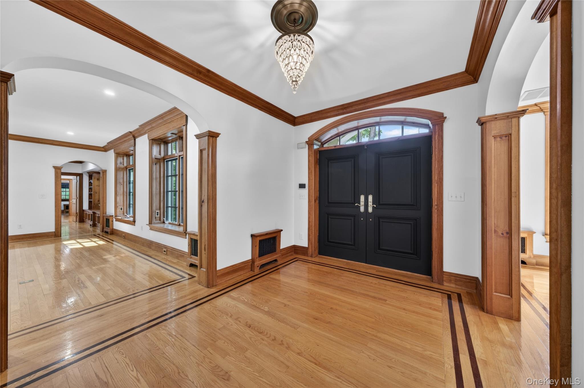 10 Greenwich Avenue