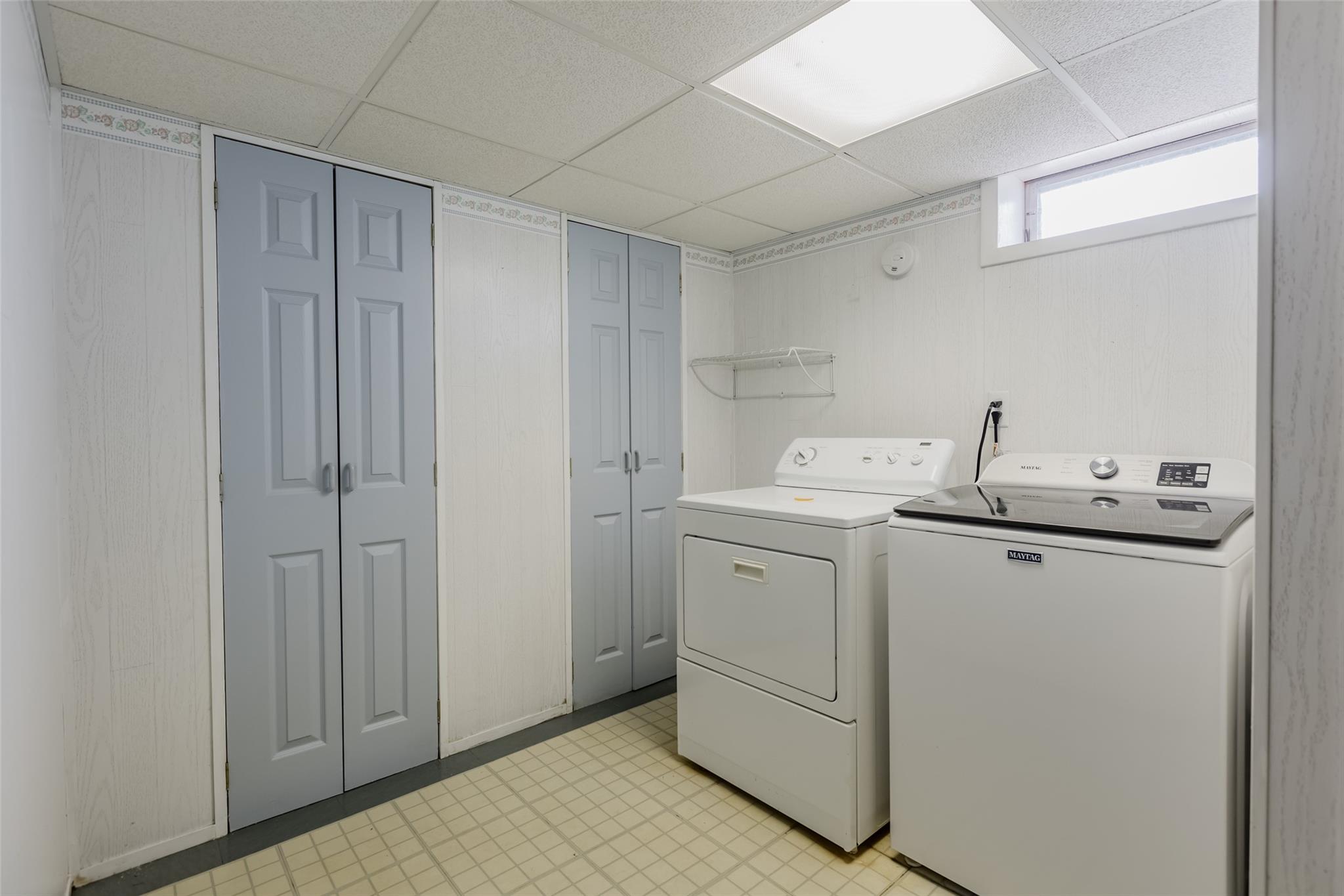 23 E Pine Hill Lane, Dix Hills, New York image 20
