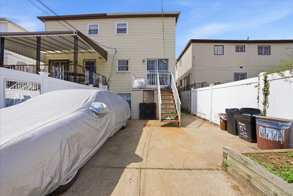 Photo of 1649 E 93rd Street, Brooklyn, NY 11236 (MLS # 986673)