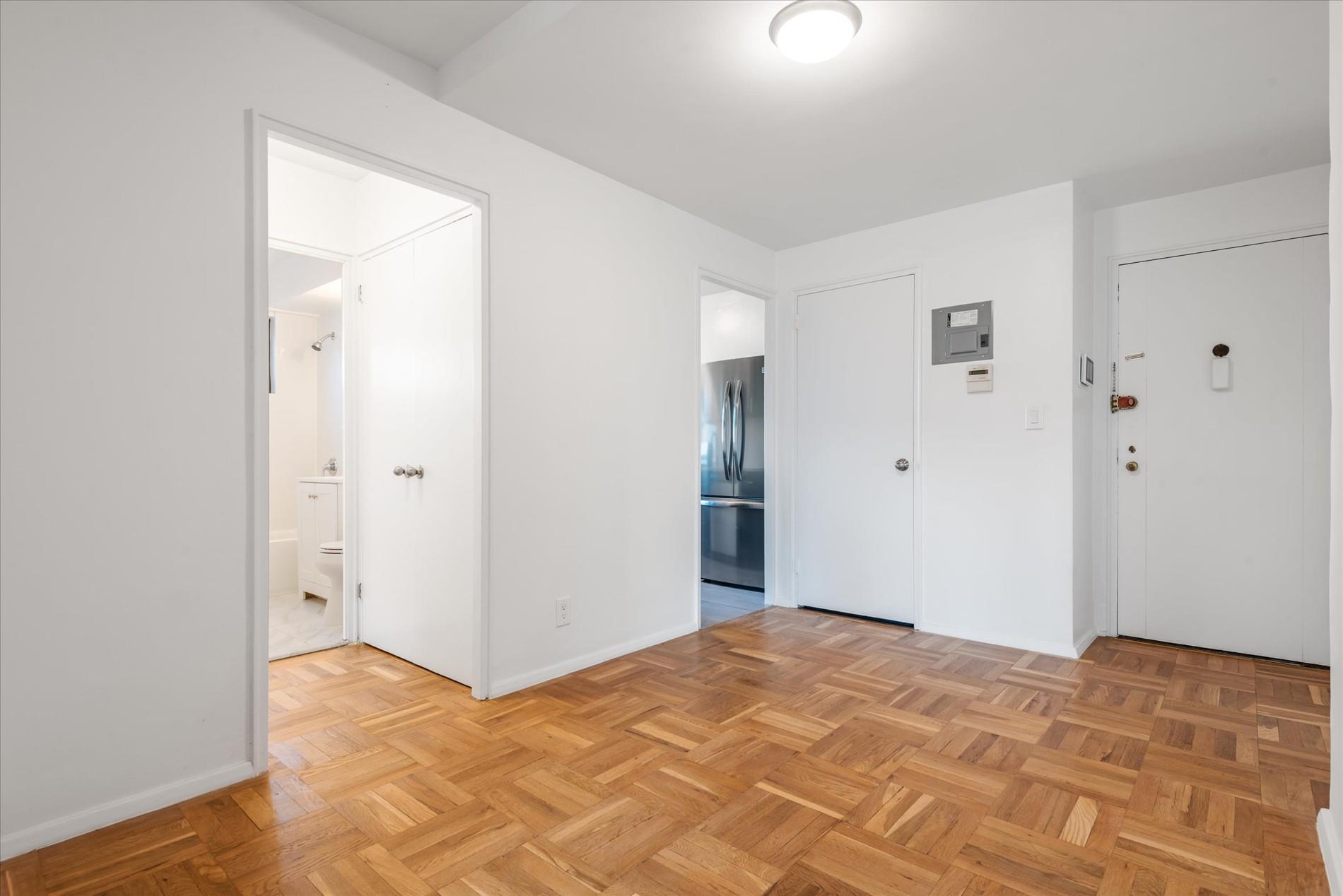 21-36 33rd Road #7B, Astoria, New York image 5
