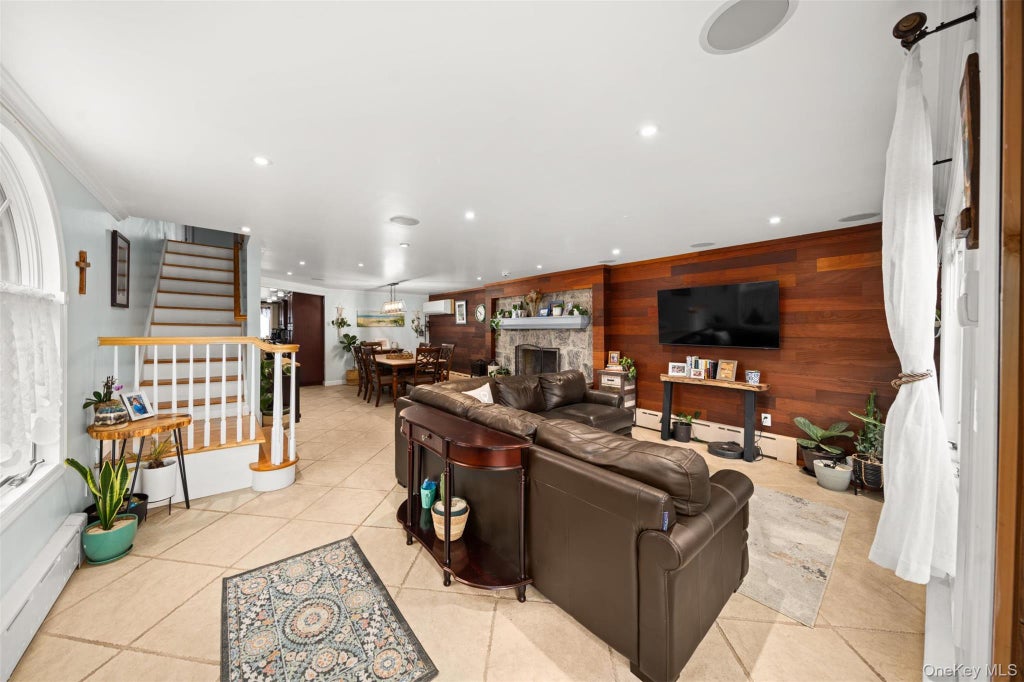 Photo of 25 W 10th Road, Broad Channel, NY 11693 (MLS # 1043209)