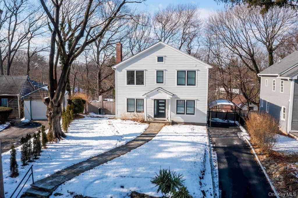 Photo of 17 Maple Drive, Old Greenwich, CT 06870 (MLS # 953729)