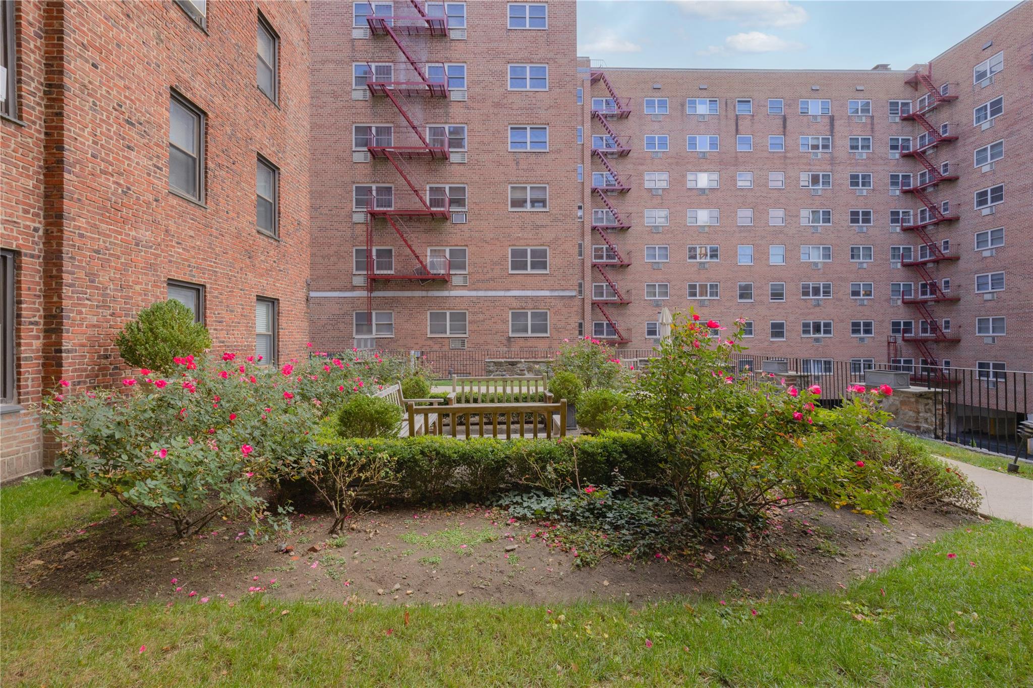 68 E Hartsdale Avenue #4K, Hartsdale, New York image 4