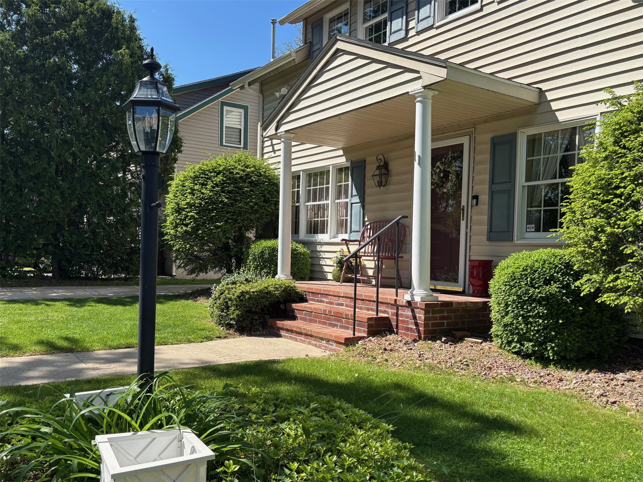 11 Berry Street