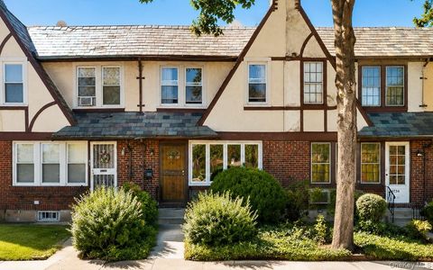 Homes For Rent - 67-86 Exeter Street<br/> Forest Hills, NY 11375