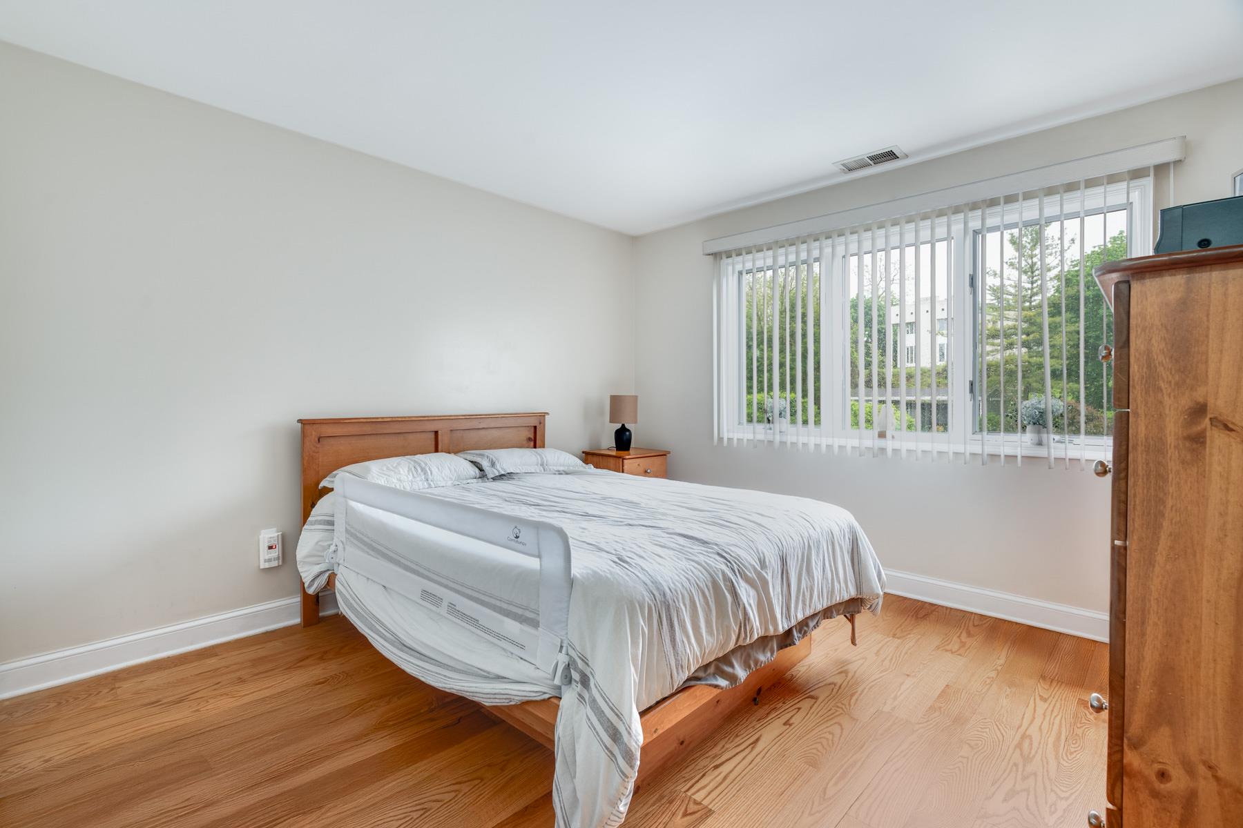 54 Hudson Point Lane, Ossining, New York image 21