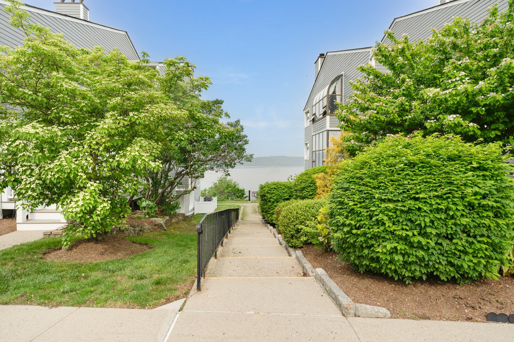 54 Hudson Point Lane, Ossining, New York image 27