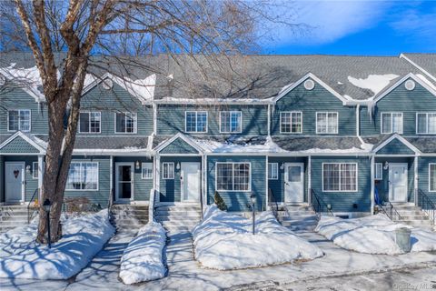 203 Kensington Court Brewster NY 10509